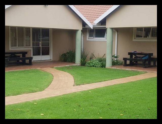 2 BEDROOM APARTMENT FOR SALE IN PARKDENE